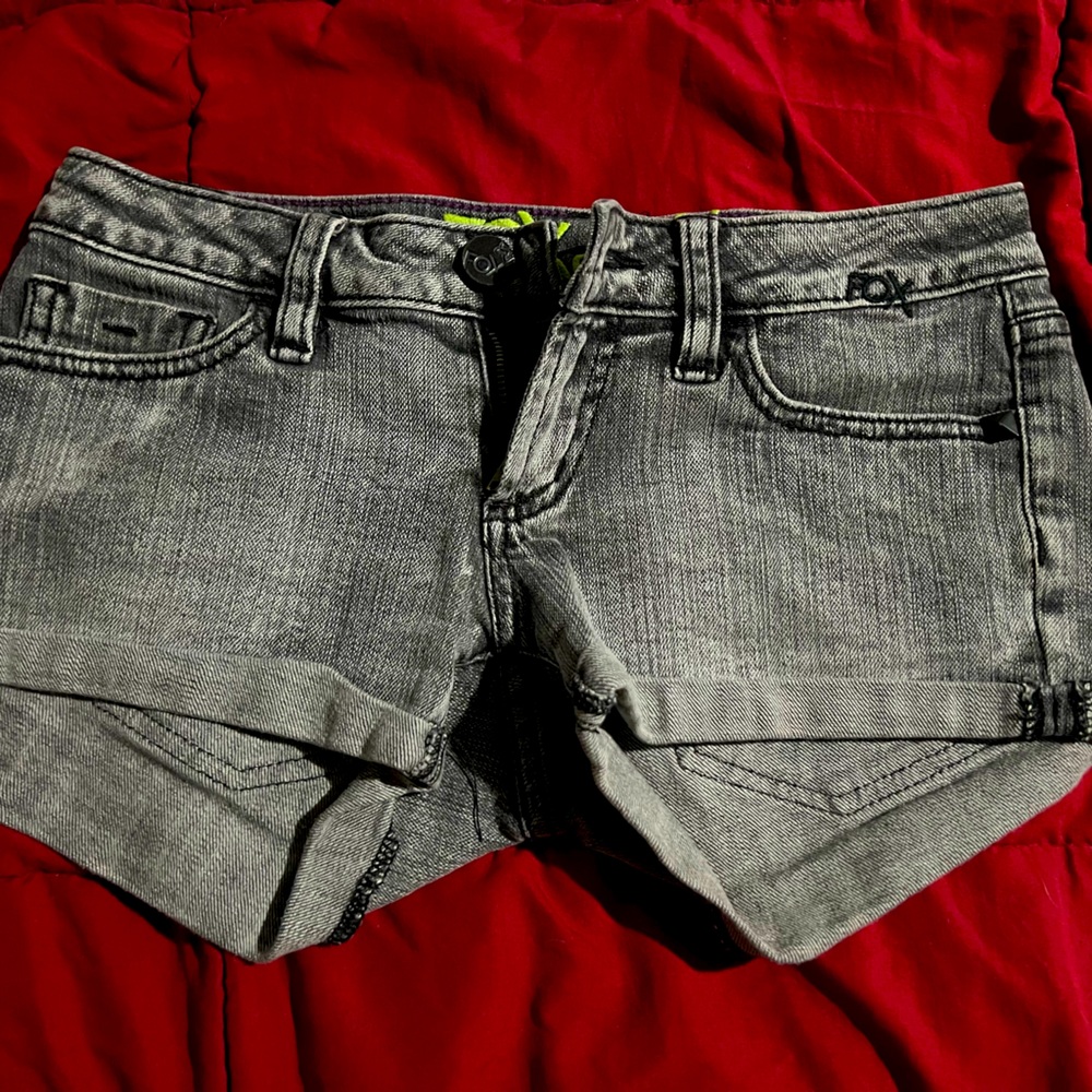 FOX shorts